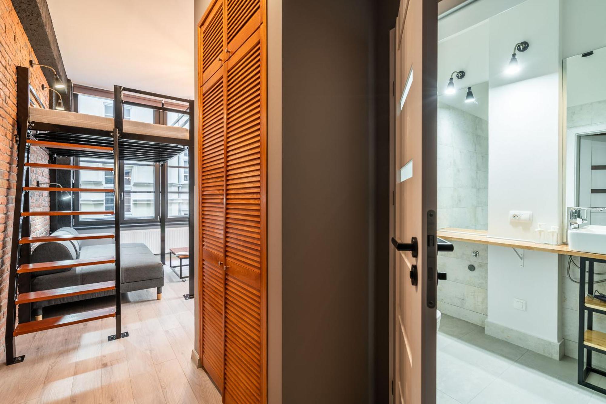 Graffiti Apartments วรอตซวาฟ ภายนอก รูปภาพ